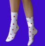 AMIGOBS высокие носки белые с принтом "Сердечки" арт. 1368